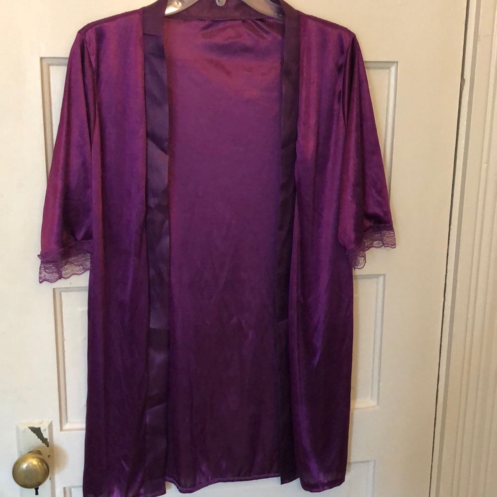 Satin robe